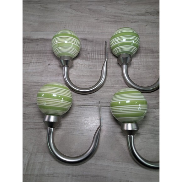Lot of 8 Pottery Barn Green and White Swirl Curtain Finials + Drapery Tie Backs - Picture 11 of 14
